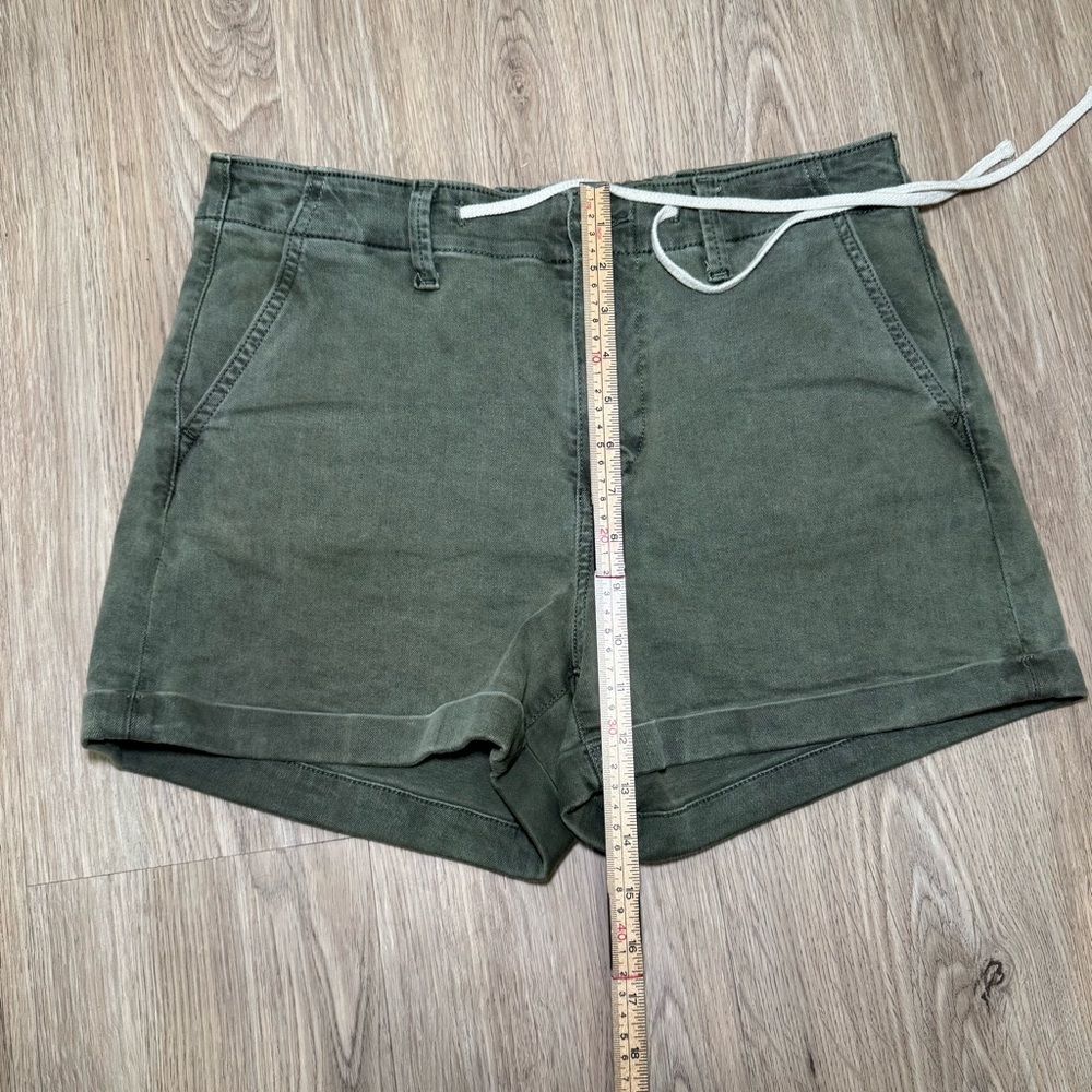 PAIGE Christy Shorts Women’s Size 28 Olive Green Elastic Back Drawstring Cuffed - Picture 11 of 12